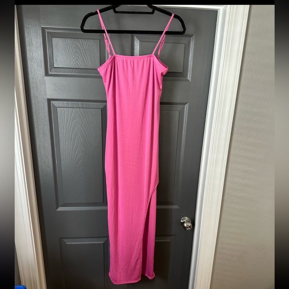 Sidewalk stroll Midi Pink Dress